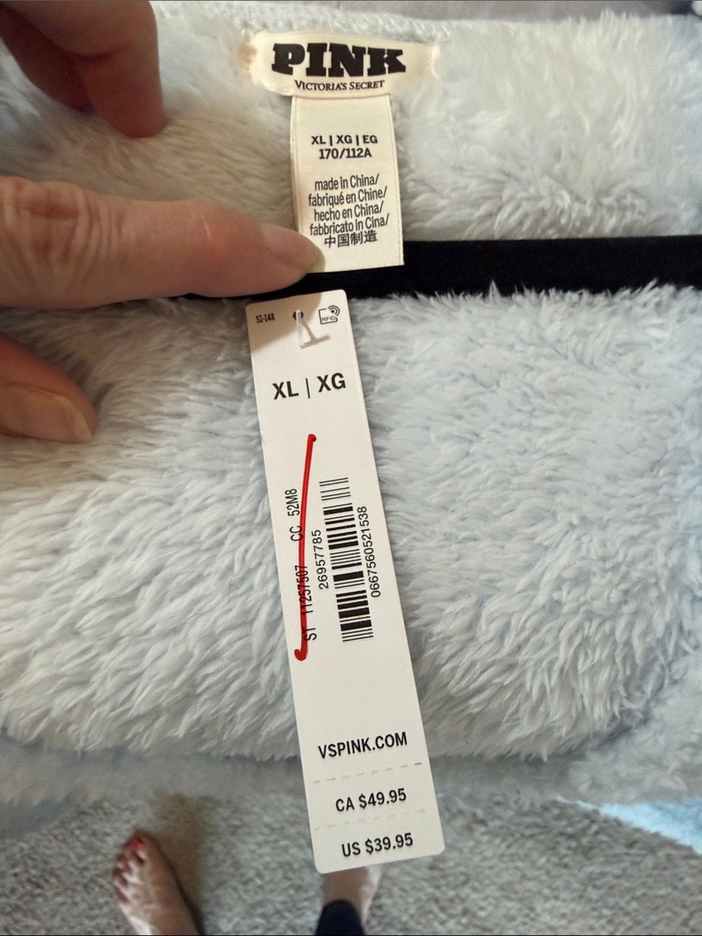 PINK Victoria’s Secret Cozy Cropped Fuzzy Teddy Bear Cardigan Light Blue NWT XL - Picture 3 of 4